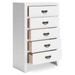 Binterglen Chest of Drawers - Image 3